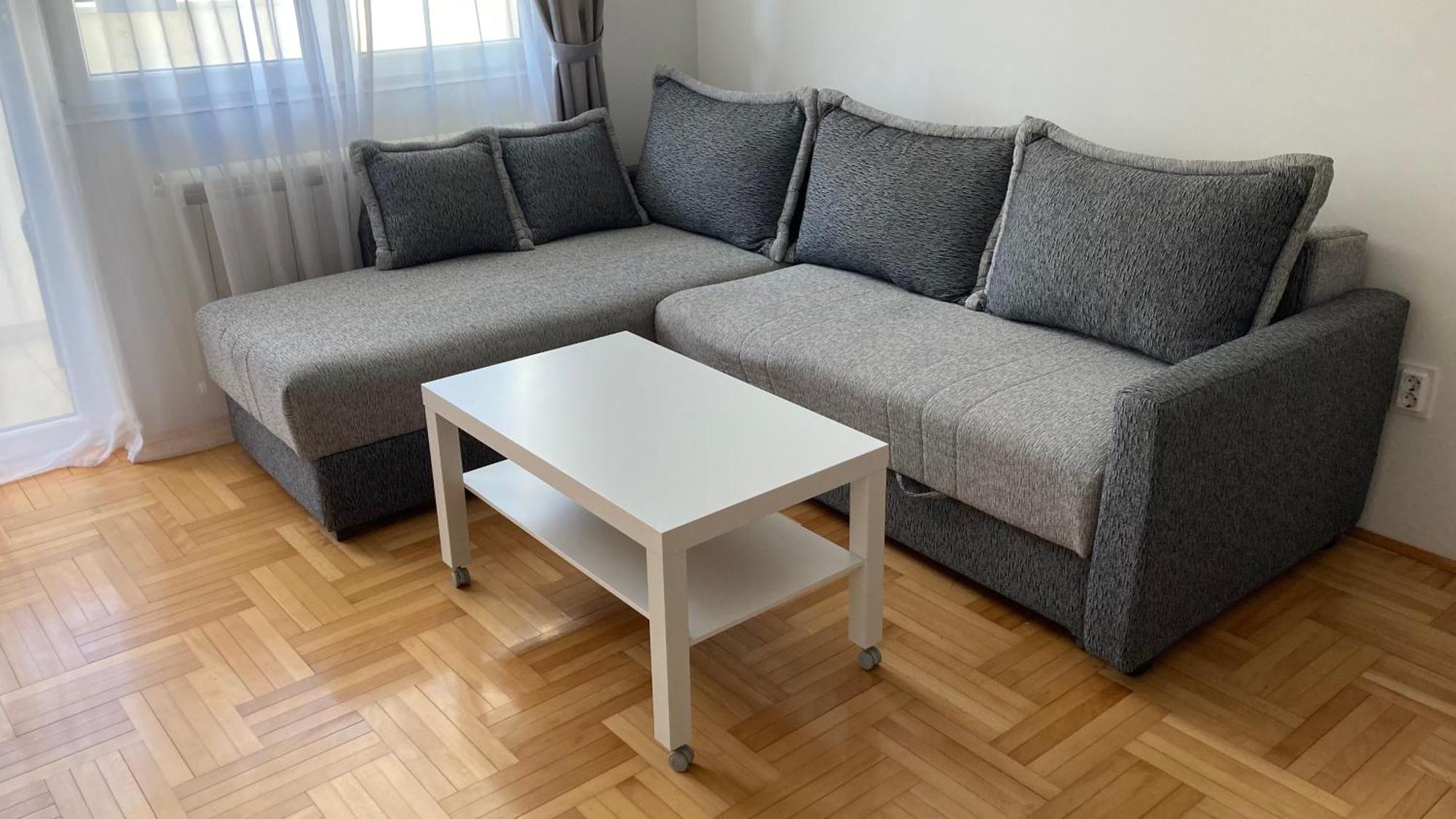 Apartman Senjak Пирот Екстериор снимка