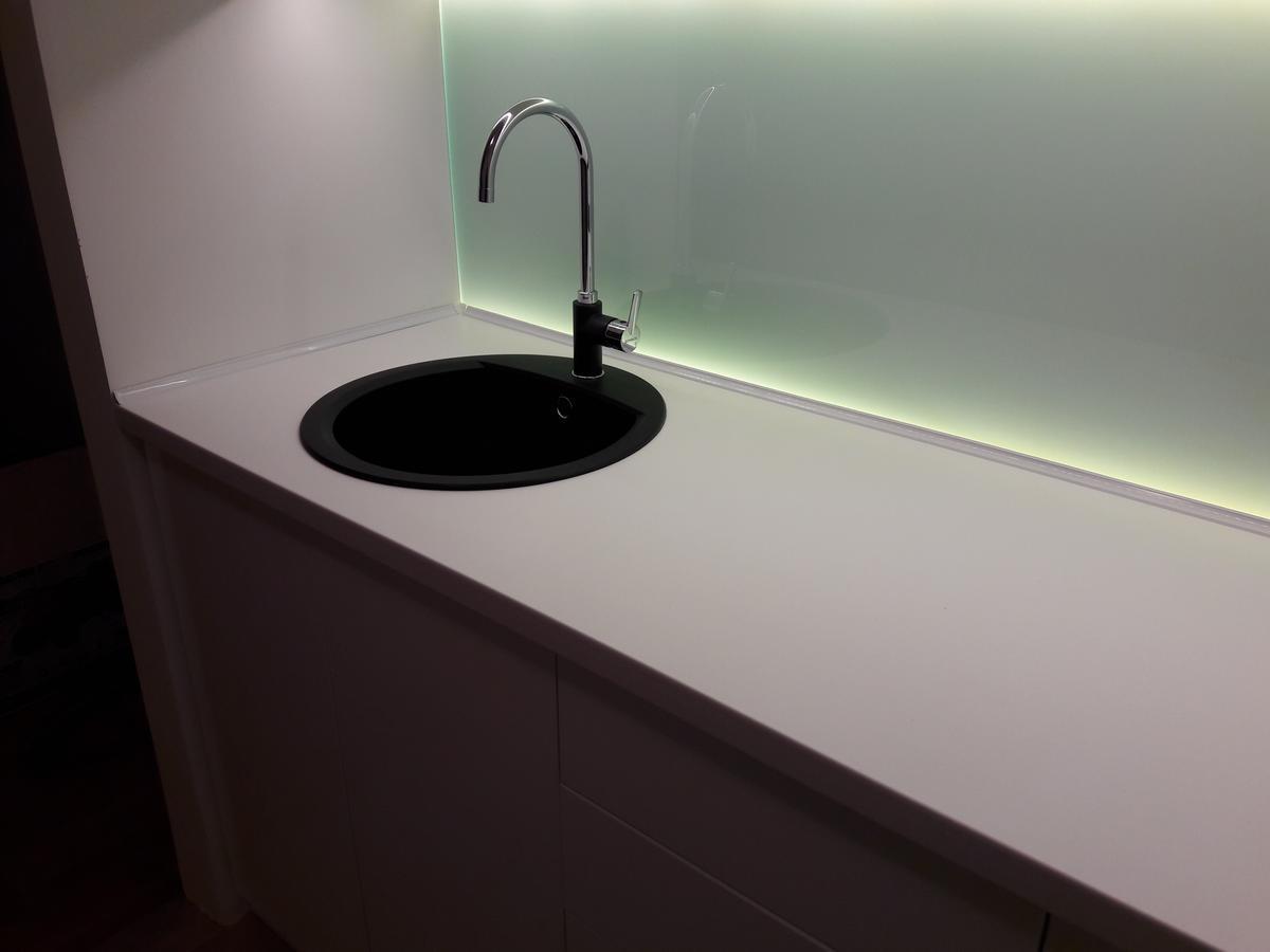 Apartman Senjak Пирот Екстериор снимка