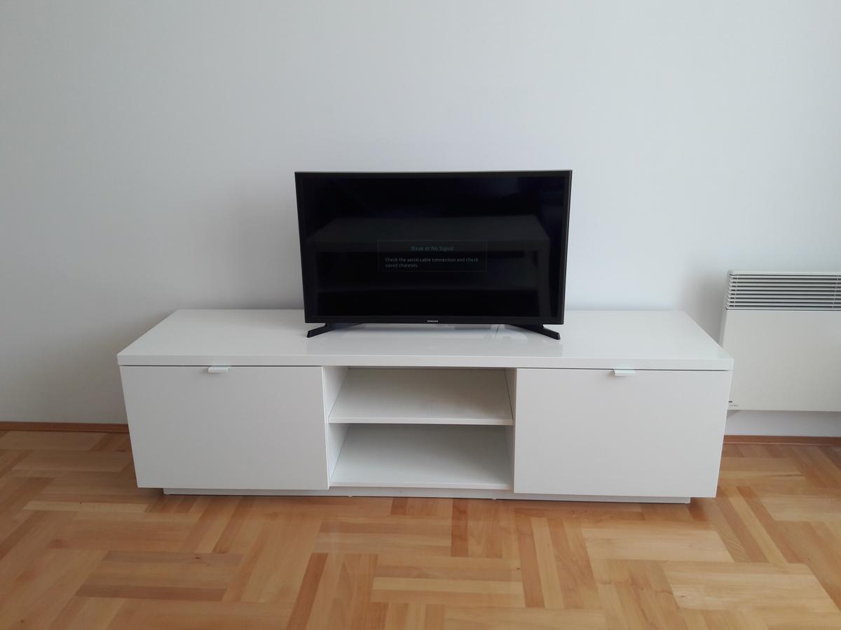 Apartman Senjak Пирот Екстериор снимка
